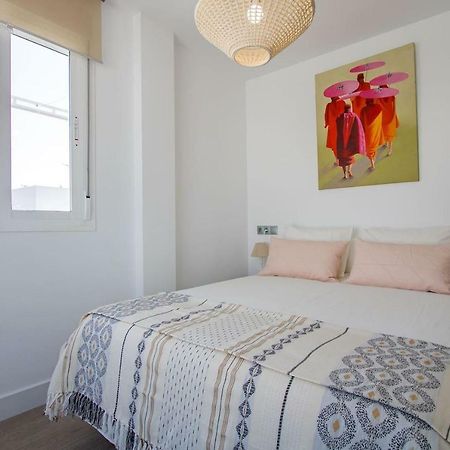 Triana Deluxe Skyview Apartment Seville Luaran gambar
