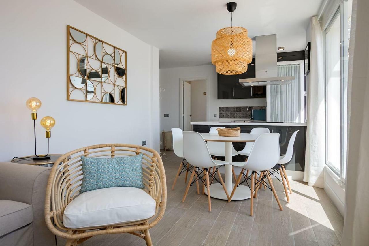 Triana Deluxe Skyview Apartment Seville Luaran gambar