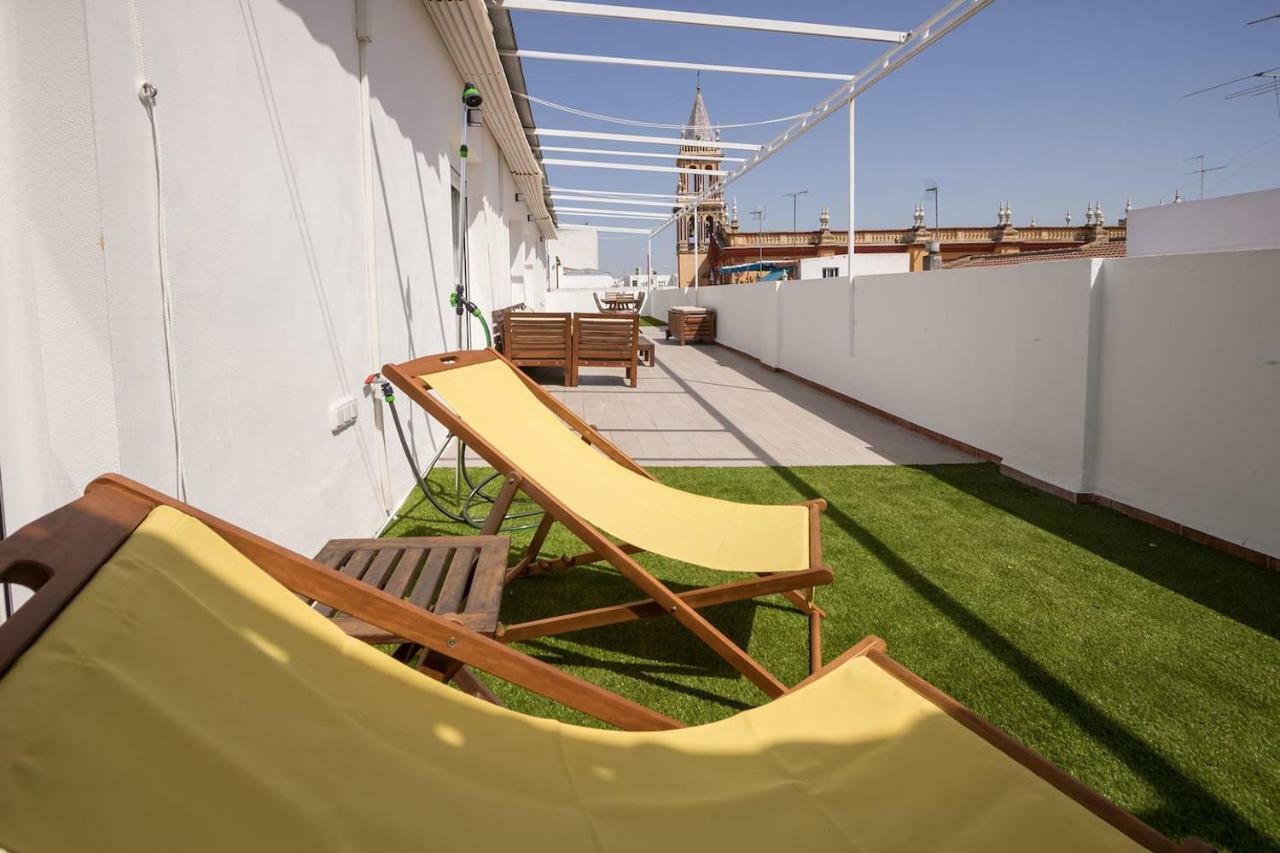 Triana Deluxe Skyview Apartment Seville Luaran gambar